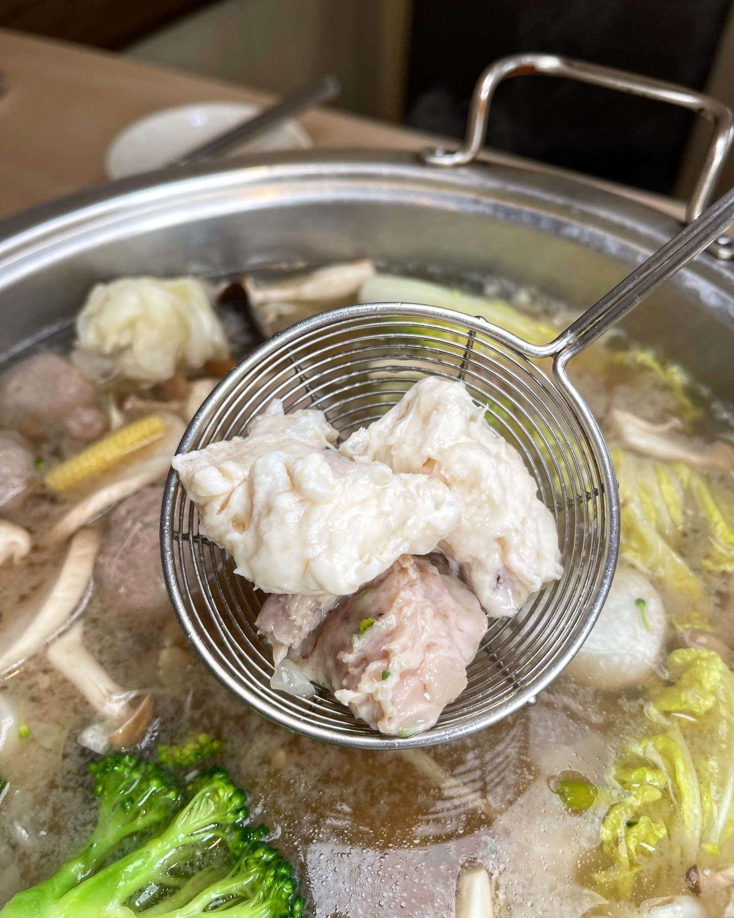 菜挫台南溫體牛涮涮鍋大里店