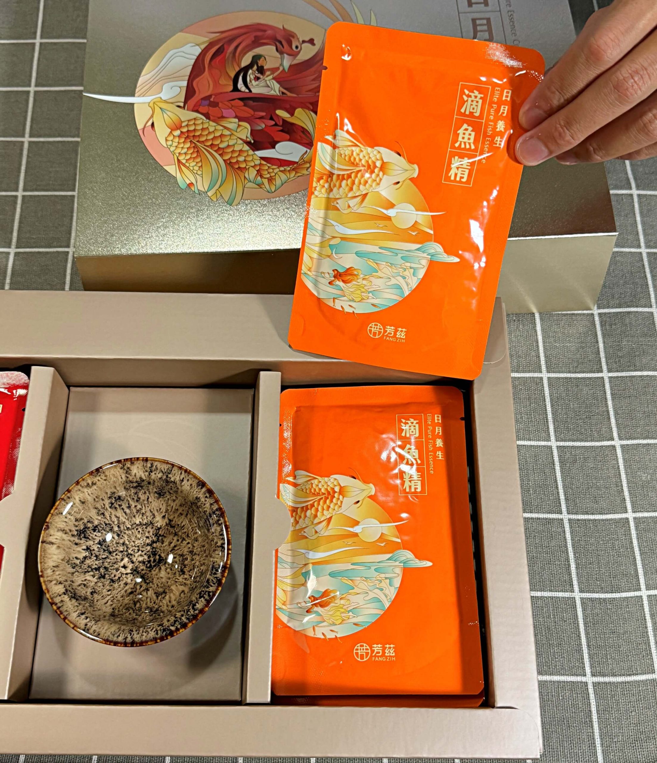 芳茲生技 日月養生雞魚新年禮盒