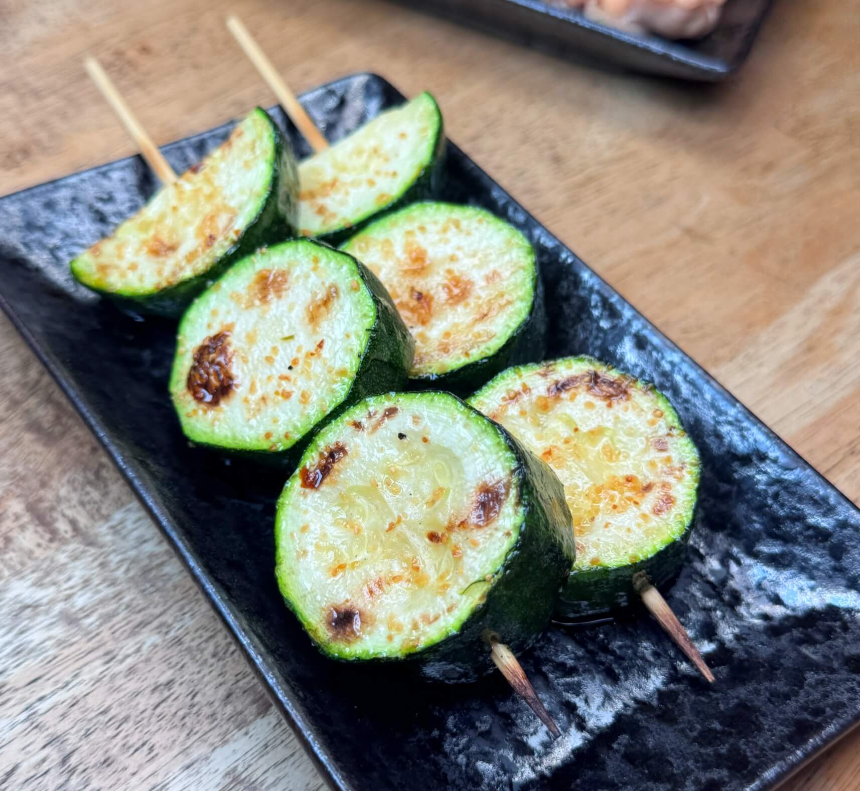 岄食串燒