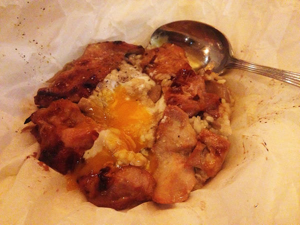 紙包鮮菇雞肉起司燉飯襯半熟溫泉蛋